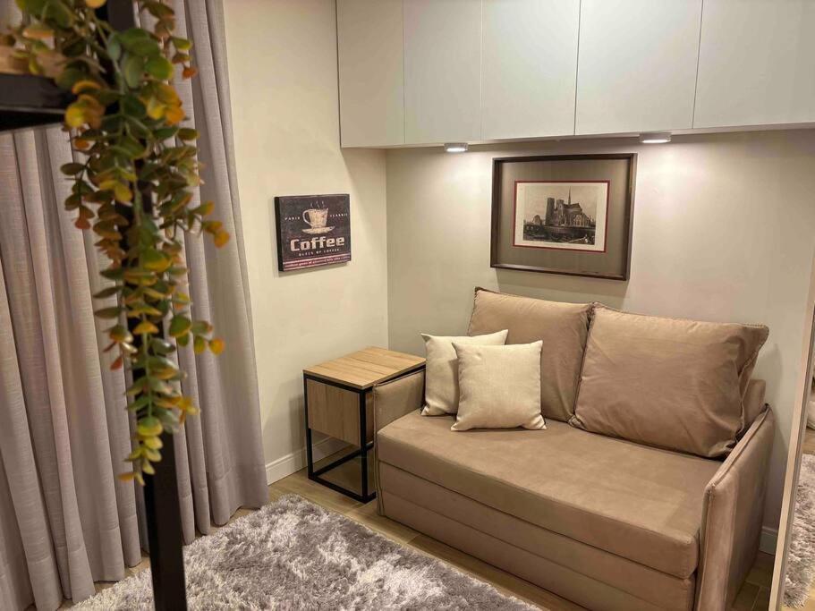 Studio Moderno Ap 52 Soho Life กูรีตีบา ภายนอก รูปภาพ