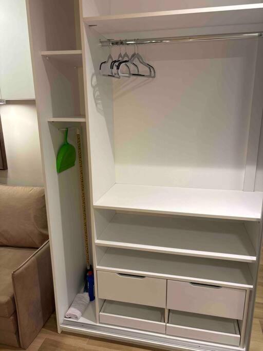 Studio Moderno Ap 52 Soho Life กูรีตีบา ภายนอก รูปภาพ