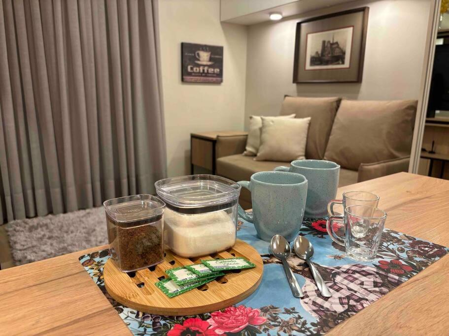 Studio Moderno Ap 52 Soho Life กูรีตีบา ภายนอก รูปภาพ